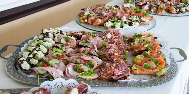 Destination-Wedding - Art der Location: Hotel / Chalet - Vorspeisen-Buffet - Inselhotel Faakersee - Inselhotel Faakersee