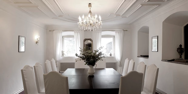 Destination-Wedding - Exklusivität - Wilder Kaiser - Tafeln uns ausgelassen Feiern im Festtagszimmer. Ein Rauschendes Fest: Der Unterwirt ist Ihr kleines Gourmethotel mit der persönlichen Note. Wir haben Lust, Raum und Ideen. - Der Unterwirt - Das kleine Gourmethotel