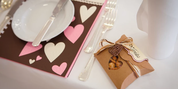 Destination-Wedding - Art der Location: Hotel / Chalet - Tischdeko - Hotel Sonnenburg
