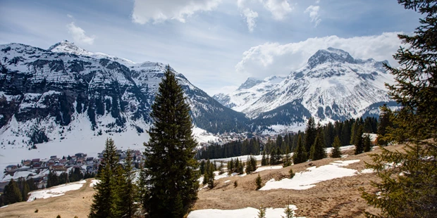 Destination-Wedding - Art der Location: Hotel / Chalet - Ausblick - Hotel Sonnenburg