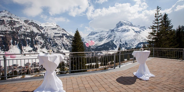 Destination-Wedding - Art der Location: Hotel / Chalet - Himmlische Terrasse - Hotel Sonnenburg