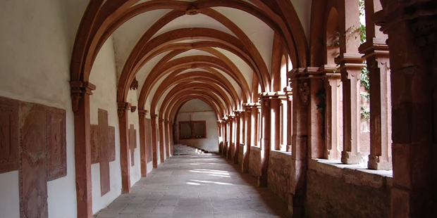 Destination-Wedding - Exklusivität - Deutschland - Der Kreuzgang - Hotel Kloster & Schloss Bronnbach