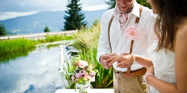 Destination-Wedding - Art der Location: Hotel / Chalet - Sommerhochzeit - Almdorf Seinerzeit