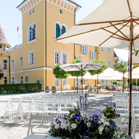 Hochzeitslocation: Heiraten im Freien - Georgi Schloss und Weingut