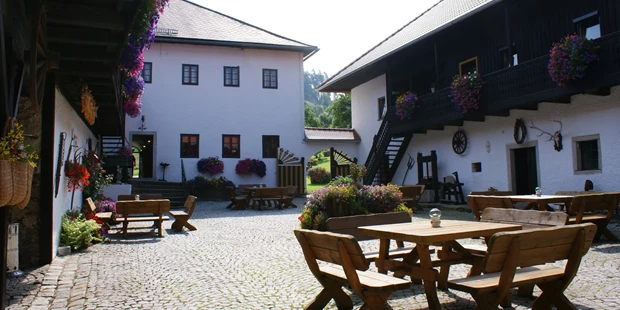Destination-Wedding - woliday Programm: Standesamtliche Trauung - Österreich - Kleebauer Biohof & Hotel
