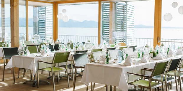 Destination-Wedding - Art der Location: Hotel / Chalet - Badehaus Bestuhlung innen - Seehotel am Kaiserstrand