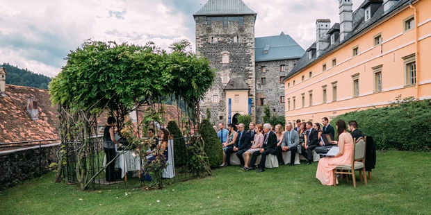 Destination-Wedding - Art der Location: Hotel / Chalet - Die Burg Deutschlandsberg lädt zu einer Hochzeit im Freien. - Burg Deutschlandsberg