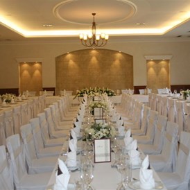 Hochzeitslocation: Der Festsaal des Birkenhof bietet Platz für bis zu 200 Hochzeitgäste. - Birkenhof Restaurant & Landhotel ****