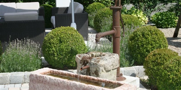 Destination-Wedding - Art der Location: Hotel / Chalet - Lavendel Steingarten - Birkenhof Restaurant & Landhotel ****