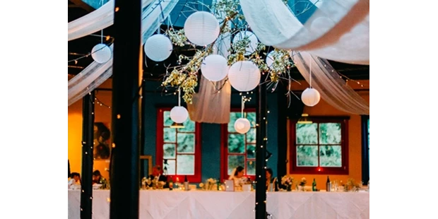 Destination-Wedding - Art der Location: Hotel / Chalet - Fotografie Rebecca Kuglitsch https://rebeccakuglitsch.com/ - Rogner Bad Blumau
