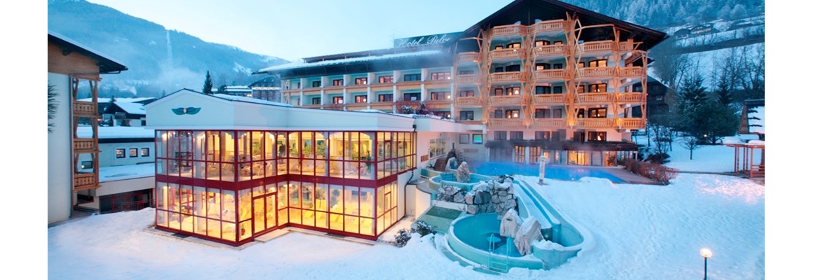 Hochzeitslocation: Winter Hotelansicht - Thermenwelt Hotel Pulverer*****