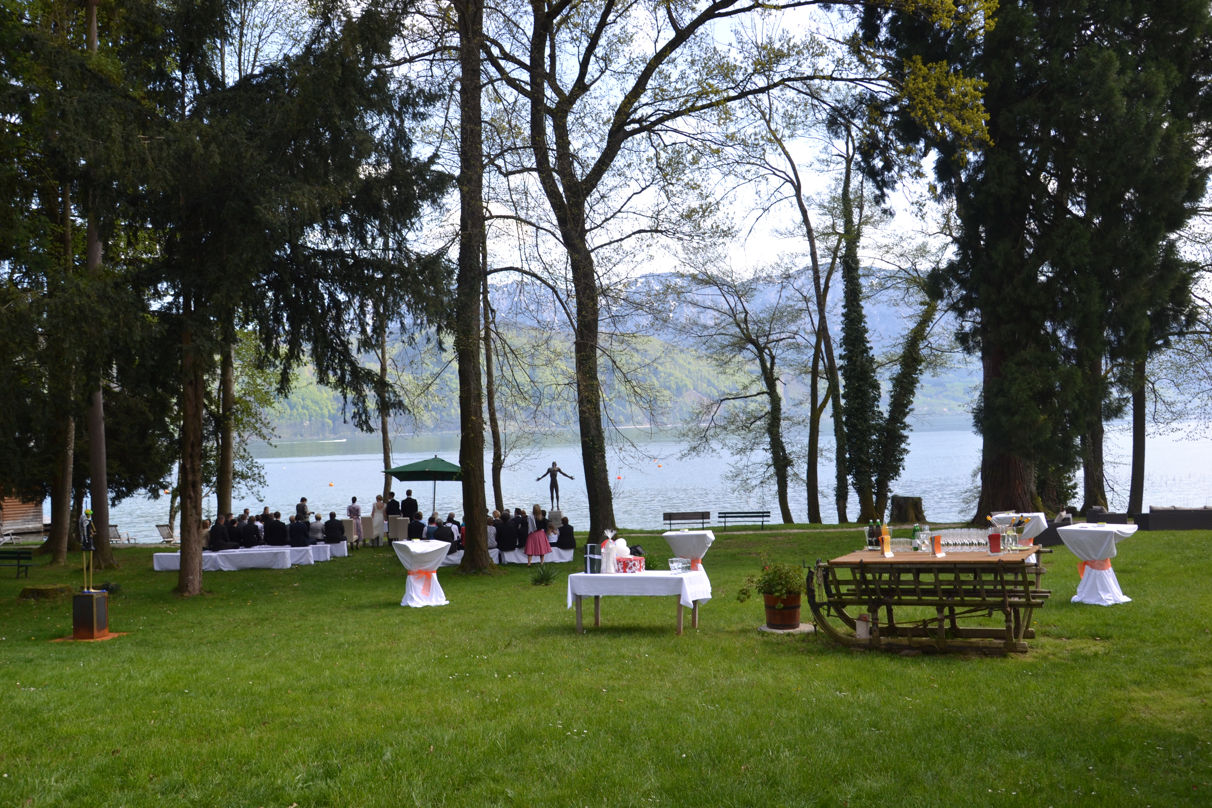 Destination-Wedding - Hunde erlaubt - Österreich - Trauung direkt am See - Das Grafengut