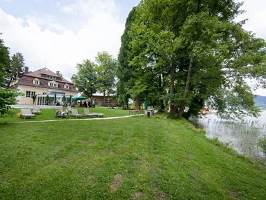 Hochzeitslocation: Park mit Villa - Das Grafengut