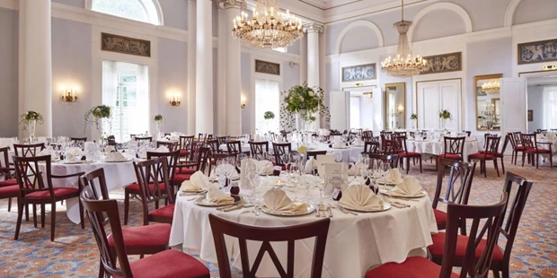 Destination-Wedding - Art der Location: Hotel / Chalet - Residenzsaal - Hotel Therme Bad Teinach