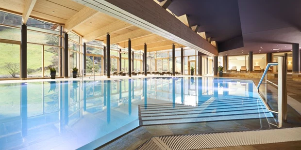 Destination-Wedding - Art der Location: Hotel / Chalet - Mineraltherme - Hotel Therme Bad Teinach