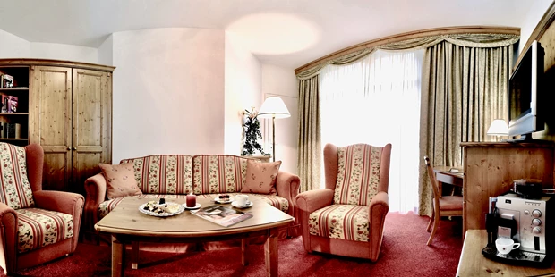 Destination-Wedding - Art der Location: Hotel / Chalet - Hochzeits-Suite - Wellnesshotel Moselebauer****