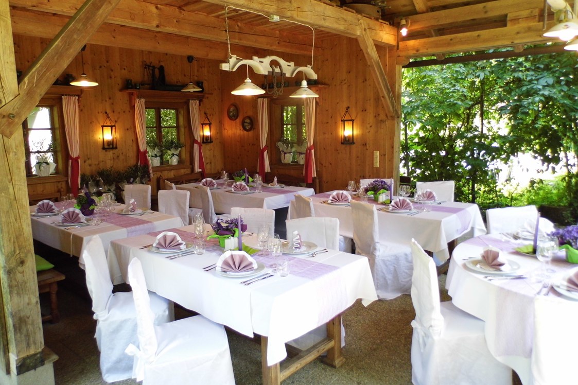 Hochzeitslocation: Hochzeit in der Pfluaghitt´n - Wildkräuterhotel Steinschalerhof