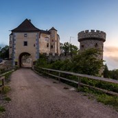 Hochzeitslocation - Burg Plankenstein, Einfahrt & Elfenturm - Burg Plankenstein