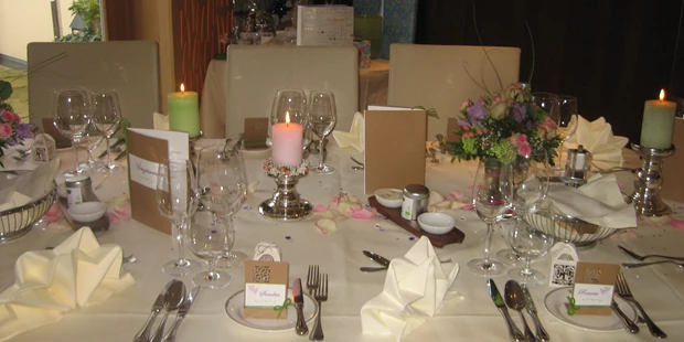 Destination-Wedding - Art der Location: Hotel / Chalet - Hochzeitstafel - Retter Seminar Hotel Bio Restaurant****
