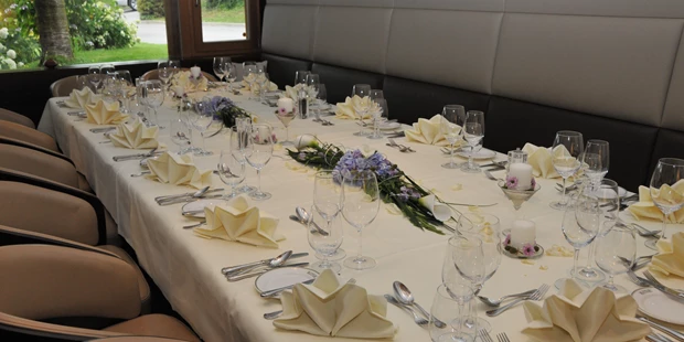 Destination-Wedding - Art der Location: Hotel / Chalet - Hochzeitstafel - Retter Seminar Hotel Bio Restaurant****