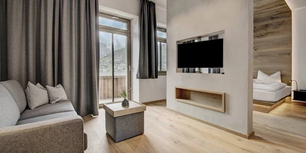 Destination-Wedding - Art der Location: Hotel / Chalet - Doppelzimmer Premium - Seehotel Bellevue****s