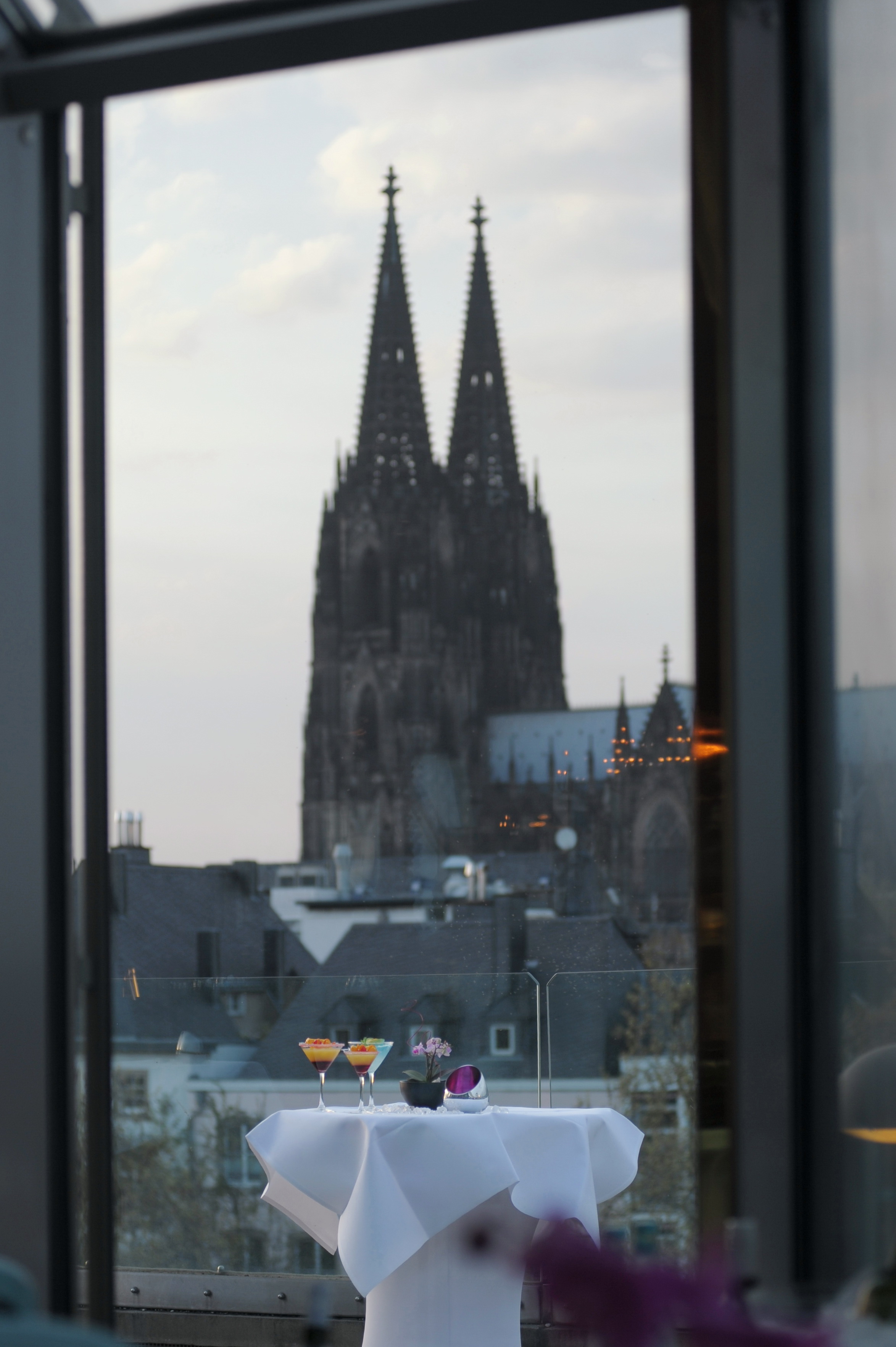 Destination-Wedding - Exklusivität - Köln - Feiern mit Aussicht im Maritim Hotel Köln