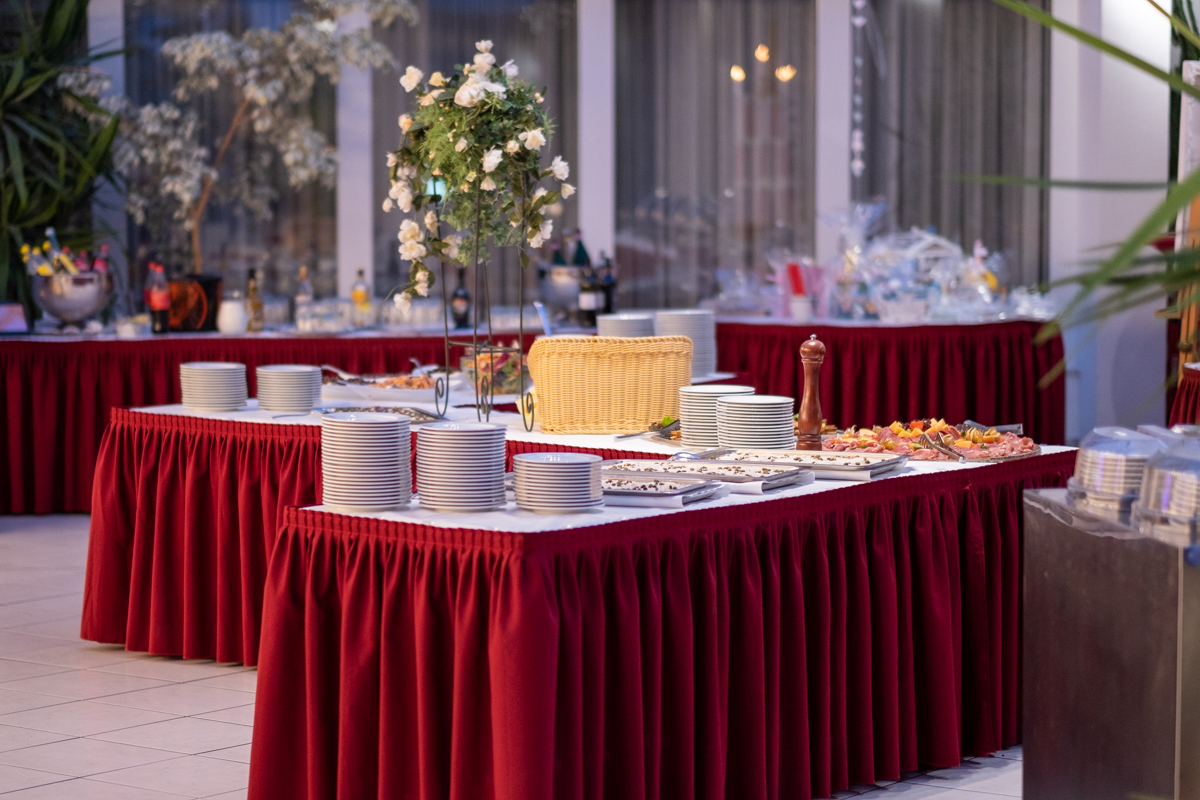 Hochzeitslocation: Speisen und Büfetts nach Ihren Wünschen - Waldhotel Schäferberg