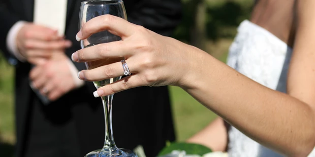 Destination-Wedding - Art der Location: Hotel / Chalet - Im Garten - Kurhaus am Inselsee