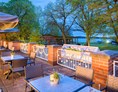 Hochzeitslocation: Terrasse mit Seeblick - Kurhaus am Inselsee