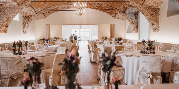 Destination-Wedding - Art der Location: Hotel / Chalet - Schloss Gamlitz