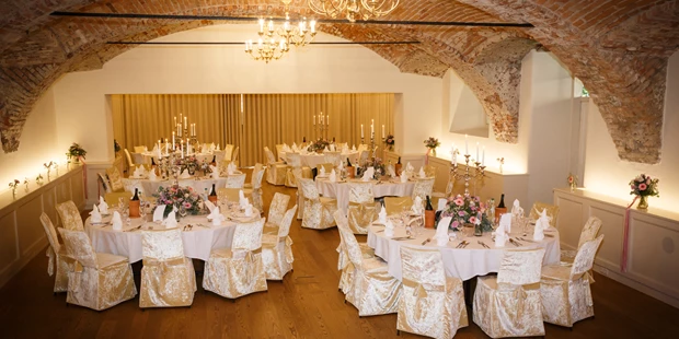 Destination-Wedding - Art der Location: Hotel / Chalet - Schloss Gamlitz