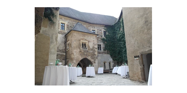 Destination-Wedding - Art der Location: Hotel / Chalet - Oberer Burghof - Ritterburg Lockenhaus