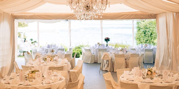 Destination-Wedding - Art der Location: Hotel / Chalet - Miralago: romantic table setting - Hotel SCHLOSSVILLA MIRALAGO - die wundervolle, einzigartige Location direkt am Wörthersee -
