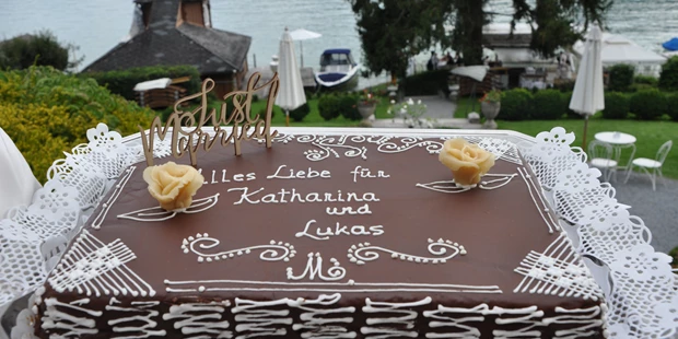Destination-Wedding - Art der Location: Hotel / Chalet - Miralago Schoko-Torte... wird verputzt bis zum letzten Krümel :) - Hotel SCHLOSSVILLA MIRALAGO - die wundervolle, einzigartige Location direkt am Wörthersee -
