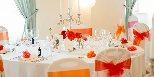 Destination-Wedding - Umgebung: im Park - Schloss Gloggnitz